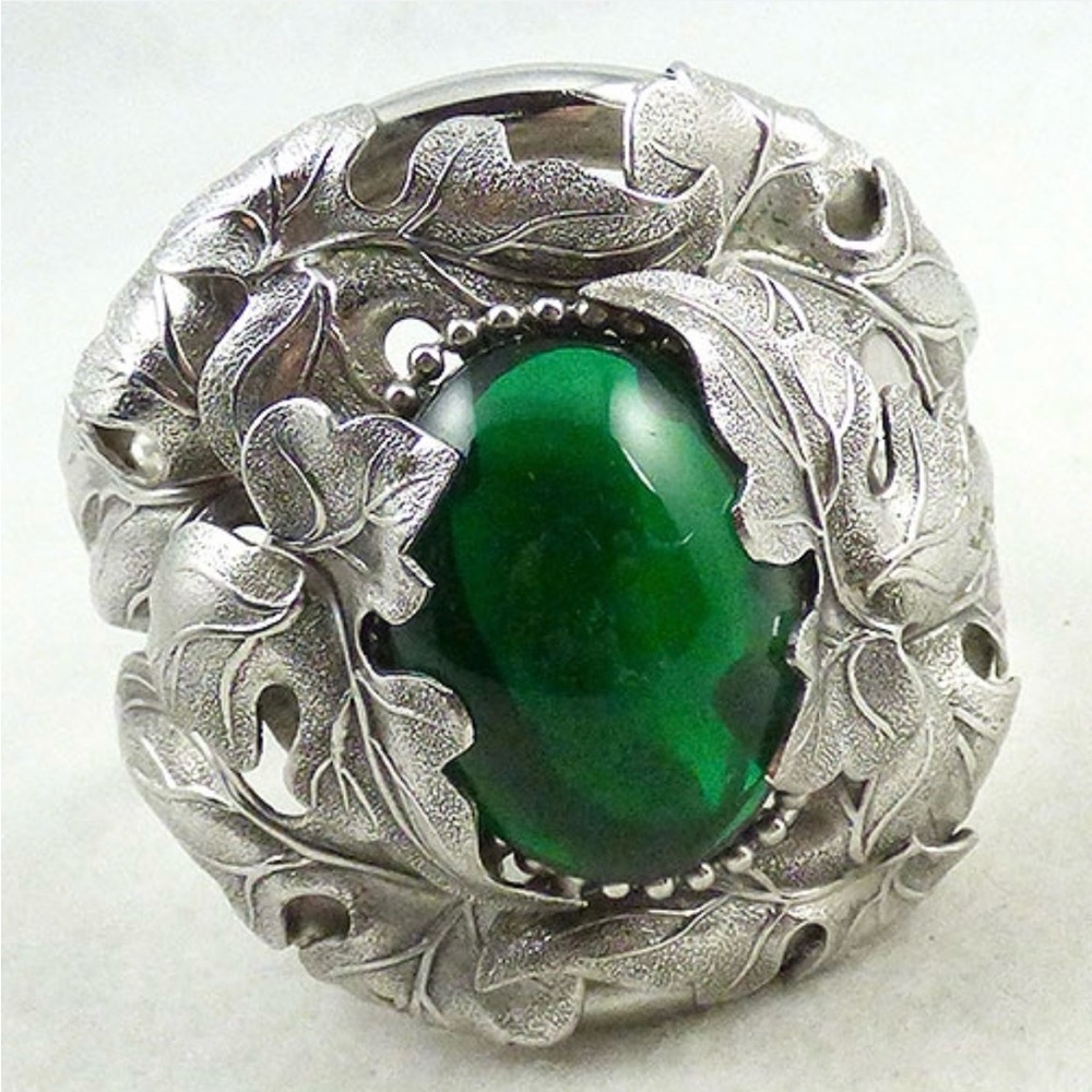 Vintage Whiting & Davis Hinged Cuff Bracelet Green Glass